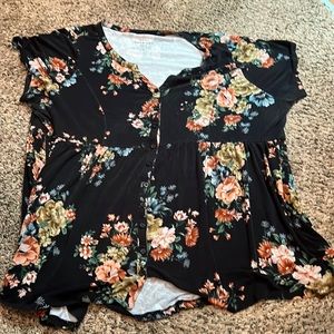 Torrid size 5 blouse